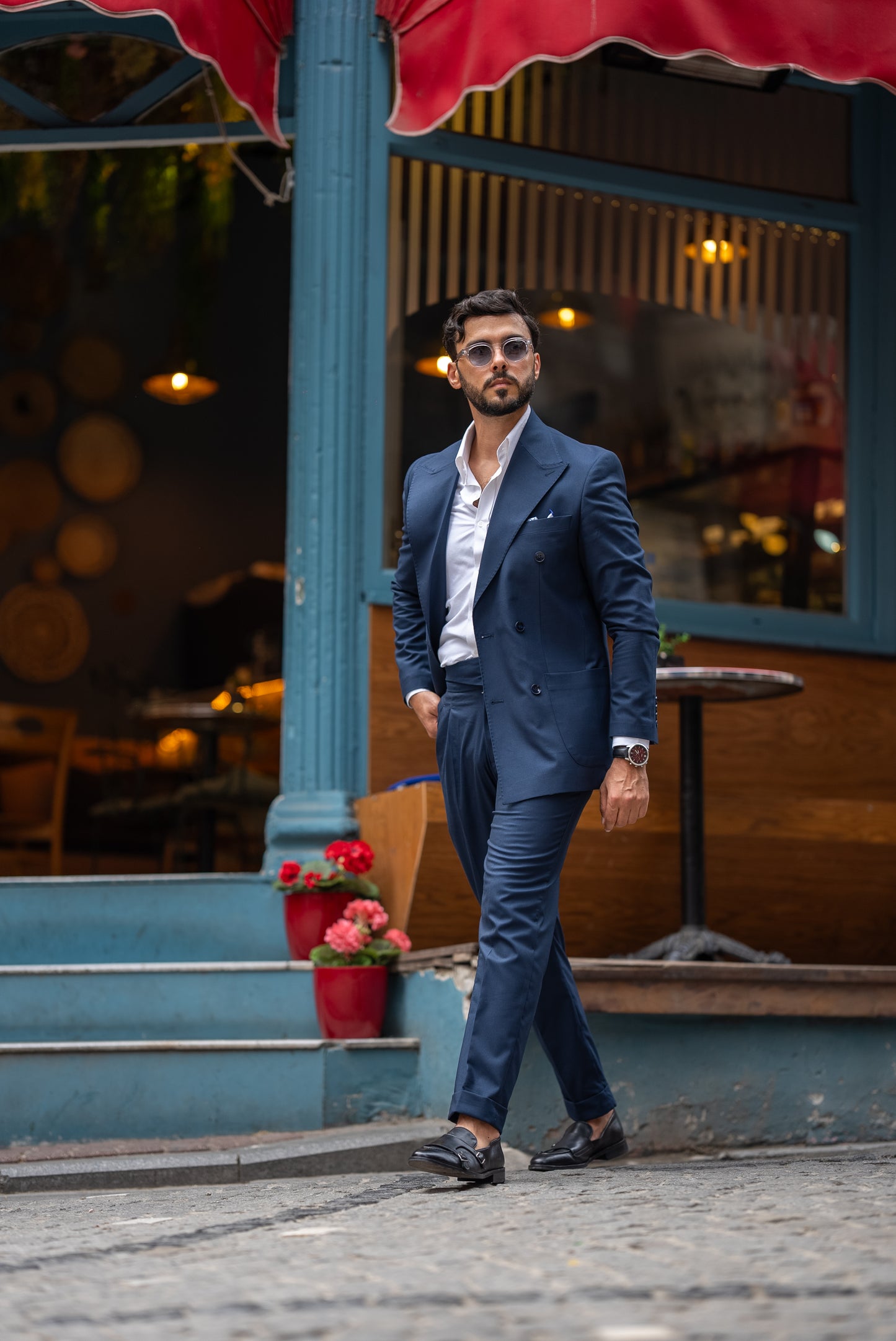 Dark blue double breasted suit
