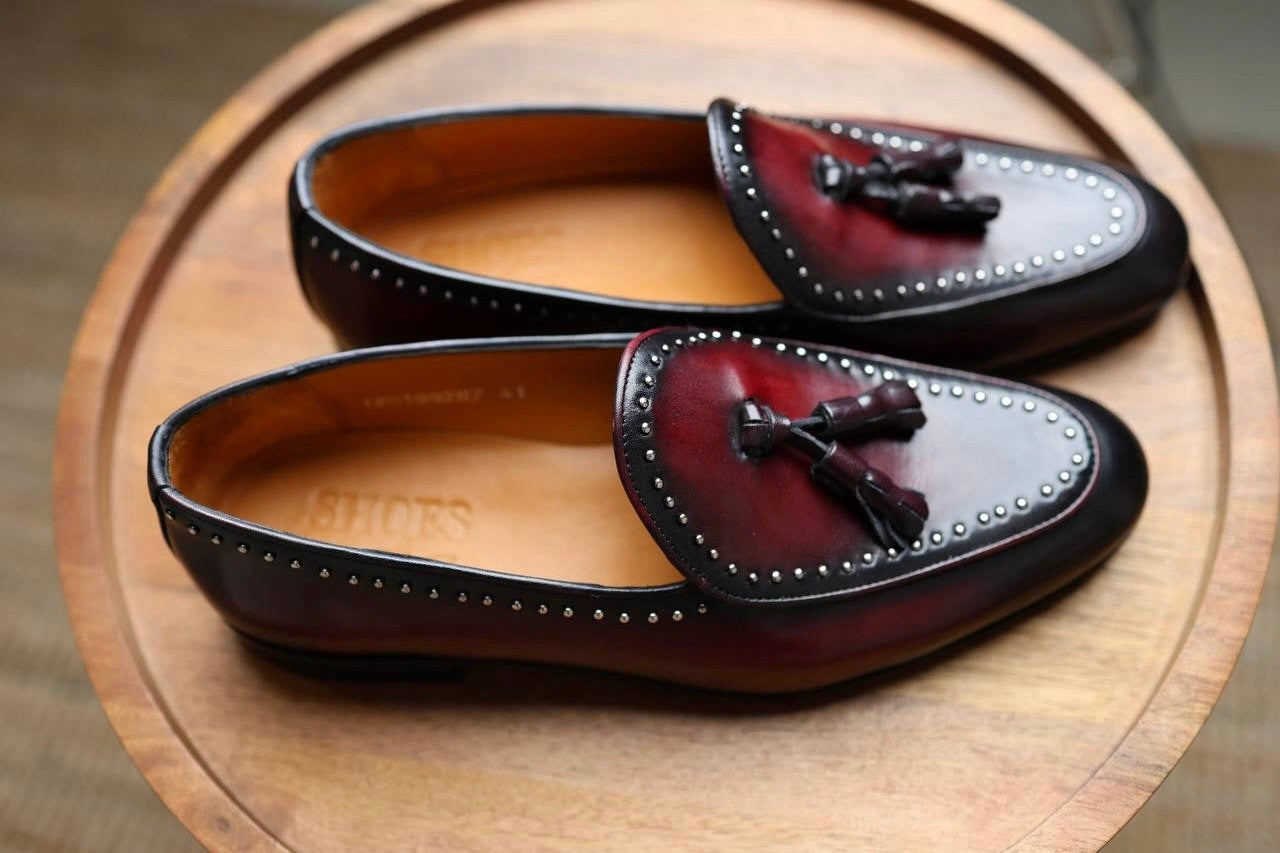Brushed burgundy tassel loafers