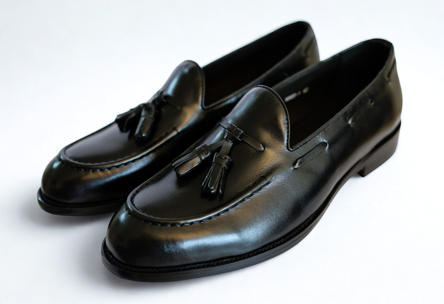 حذاء لوفر جلدي بحزام راهب بني